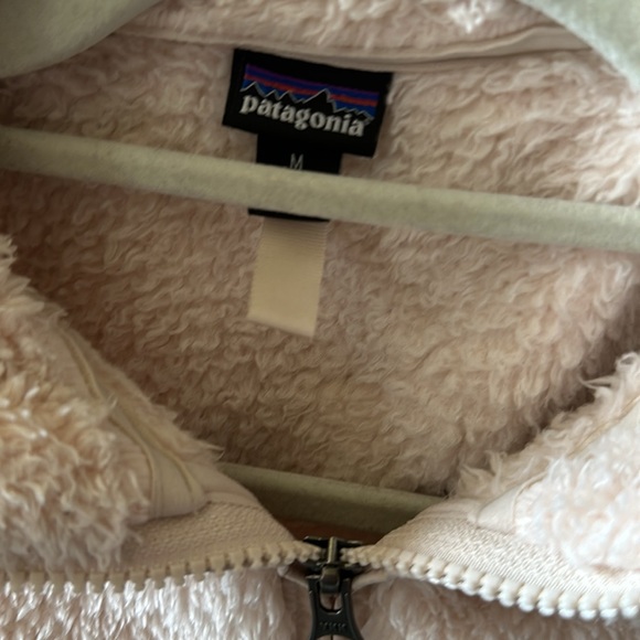 Women’s Light Pink Patagonia Quarter Zip - Picture 3 of 3
